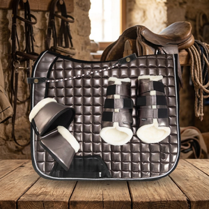 Ensemble de tapis de selle de dressage personnalisable matelassé avec doublure douce et bandages de jambe en polyester pour l'équitation - Product Image 2