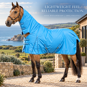 Couverture de protection pour chevaux Sky Blue 180G, poids moyen, imperméable |   Couverture coupe-vent respirante en Ripstop 600D avec ajustement intégré pour le cou - Product Image 4