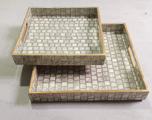 Plateau de service en bois et imprimé Design Food Drink Poignée en bois multiple Plaqué Design poli Couleur bois naturel - Product Image 5