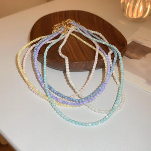 Collier de perles colorées, chaîne de clavicule haut de gamme à la mode, avec un tempérament simple, polyvalent et une personnalité fraîche - Product Image 2