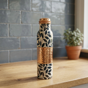 Bouteille en cuivre pur à motif floral aviaire asiatique, épaisse et robuste, réutilisable, pour boissons saines et sportives, idéale pour un usage quotidien - Product Image 6