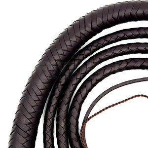 Fouet en cuir durable de qualité supérieure, cuir véritable, prise ferme, design flexible, parfait pour l'entraînement en extérieur - Product Image 3
