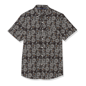 เสื้อเชิ้ตแขนสั้นสีดำสำหรับผู้ชาย ลายวงกลมสีขาวและสีน้ำตาล ปกเสื้อพับได้ เหมาะสำหรับใส่ในฤดูร้อน ผลิตจากโพลีเอสเตอร์ ระบายอากาศได้ดี - Product Image 1