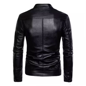 เสื้อแจ็คเก็ตหนัง PU ทรงสลิมฟิตสำหรับผู้ชาย ยี่ห้อ Econex Sports ป้องกันลม สไตล์ลำลอง แต่งหมุด ปกคอพับ ปิดด้วยซิป สีพื้น ทรงปกติ - Product Image 2