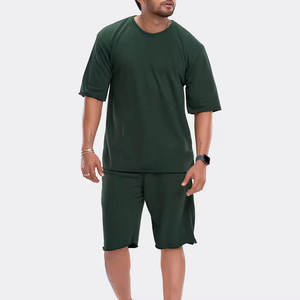 Conjunto básico de camiseta de manga corta y pantalones cortos para hombre, ideal para clima cálido, estilo pakistaní, dos piezas, el conjunto corto más vendido para hombre. - Product Image 1