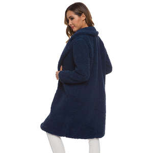 Manteau décontracté élégant à manches longues pour femme grande taille, en velours tricoté, doublé de fourrure, avec motif gaufré, couleur unie texturée - Product Image 5