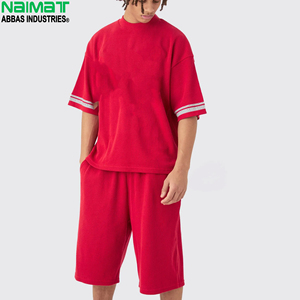 Conjunto Deportivo de Camiseta y Pantalones Cortos para Hombre de Naimat Abbas Industries, Tejido Personalizado, Cuello Redondo, Informal, Transpirable, 100% para Verano - Product Image 3
