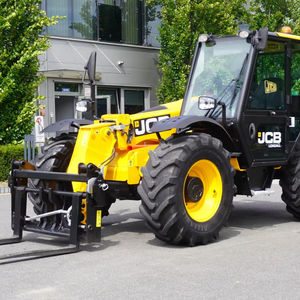 รถยกเทเลแฮนด์เลอร์ JCB รุ่นใหม่ 526-56 ความสูงของงา 75 มม. ล้อยาง/PU สำหรับใช้งานนอกถนนและในอาคาร 5.6 ม. 2600 กก. - Product Image 1