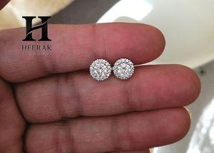 ต่างหูเพชรทรงกลมเจียระไนแบบบริลเลียนท์ ทอง 14K ประดับเพชรแล็บโกรว์แบบเฮโล ได้รับการรับรองจาก IGI และ GIA - Product Image 6