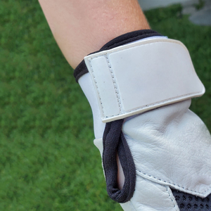 Guantes de Bateo de Béisbol Personalizados Unisex Profesionales con Correa Corta en Blanco y Negro, Duraderos, de Alto Rendimiento y Diseño Antideslizante - Product Image 4