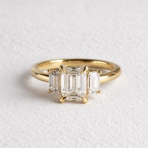 Trade Assurance Wholesale <b>Emerald</b> Cut Three Stone Engagement <b>Ring</b> Baguette Side Stone Yellow Gold Minimal Diamond <b>Ring</b> - Product Image 1