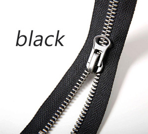 Fermetures éclair métalliques personnalisées avec curseur autobloquant, extrémité ouverte, légères, pour vestes, manteaux, sacs, vêtements et accessoires. - Product Image 5