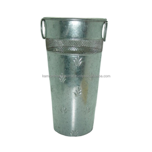 Macetas de diseño de lujo de Metal de alta calidad para el hogar, jardín y restaurante, accesorios de plantas florales para jardín - Product Image 1