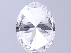 Diamant blanc ovale brillant 10 carats, symétrique et éclatant, idéal pour la création de bijoux sur mesure. - Product Image 4