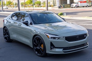 Voiture d'occasion en bon état, Polestar 2 Dual Motor Performance BST Edition 230, modèle 2023, prête à être expédiée - Product Image 5