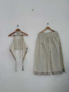 Conjunto de Dos Piezas de Algodón con Estampado Floral para Mujer, Top Halter Blanco Estampado, Pantalones Anchos, Estampado a Bloques, Atuendo de Verano para Vacaciones - Product Image 2