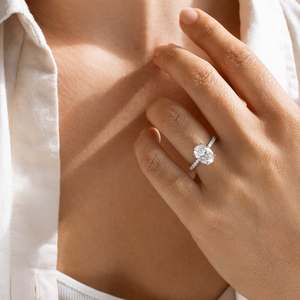 Anillo de Moissanita Platino 950 de Primera Calidad, Hecho a Medida, Venta al Por Mayor, Joyería Fina de Alta Calidad para Novias, Directo de Fábrica - Product Image 2
