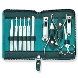 Kit de soin des ongles multifonctionnel avec instruments de soin professionnels, ensemble de manucure et pédicure en acier inoxydable - Product Image 3