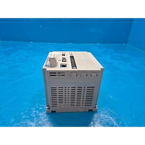Contrôleur de mouvement de machine Yaskawa MP2310 JEPMC-MP2310-E, utilisé comme tel quel, pièces d'équipement semi-conducteur d'occasion - Product Image 1