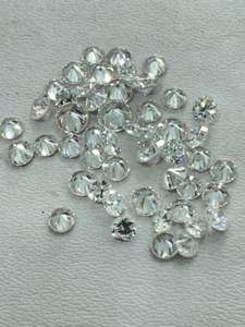 Accesorio Étnico Festivo con Diamantes Cultivados en Laboratorio, Pieza de Estilo Tradicional de Herencia para la Transmisión Generacional y los Hitos Familiares - Product Image 4