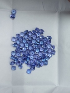 แทนซาไนต์สีน้ำเงินธรรมชาติ 4 มม. ทรงคุชชั่น คุณภาพดีที่สุด พลอยเม็ดเดี่ยวสำหรับทำเครื่องประดับ - Product Image 6