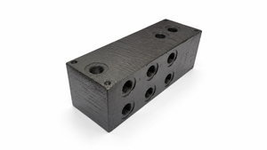 Bloc de raccordement hydraulique usiné sur mesure en métal pour systèmes de puissance fluide industriels - Product Image 2