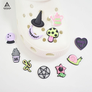 AIFRAN Breloques personnalisées en PVC pour chaussures, motifs 3D fleur, plante, serpent, boutons de boucle pour sabots, accessoires compatibles avec bracelets, cadeaux pour enfants, vente en gros - Product Image 4