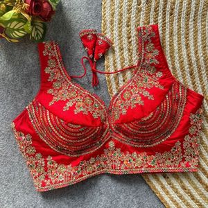 Blouse de soirée élégante et design en soie italienne avec perles, jari et paillettes faits à la main, prix de gros par Royal Export - Product Image 4