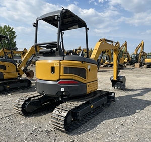 Oferta Especial: Excavadora de Orugas XE26U de Alto Rendimiento, Potente, Fiable y Compacta, Mini Máquina de Movimiento de Tierras con Motor de Alta Capacidad de Excavación - Product Image 2