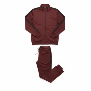 Ensemble de survêtement noir en polyester coupe ajustée pour la gym, fournisseur de logos personnalisés - Product Image 4