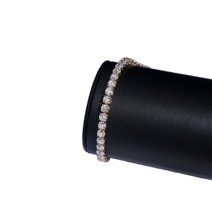 Bracelet tennis de luxe en or massif 14 carats serti à la main avec diamants de laboratoire taille brillant rond, certifié IGI - Product Image 1