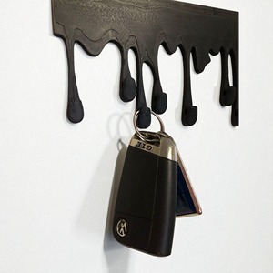 Artistic Melted Paint Effect Black <b>Key</b> Holder <b>Wall</b> Hanging <b>Hook</b> Perfect <b>For</b> Entryway Storage And Modern Home Decor From India - Product Image 2