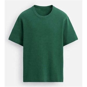 T-shirt essentiel uni à col rond pour homme, en coton, à manches courtes, coupe décontractée pour un usage quotidien - Product Image 4