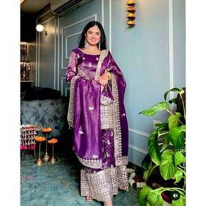 Conjunto de ropa de fiesta de diseñador para mujer con hermoso Top Dupatta y Sarara - Product Image 5