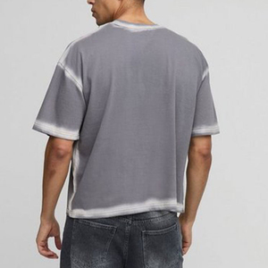เสื้อยืดคอกลมทรงหลวมสีดำพื้นฐานแฟชั่นสตรีทแวร์ผู้ชาย น้ำหนัก 300 กรัม ผ้าเจอร์ซีย์นุ่ม แขนสั้น สีซีดแบบซันเฟด ทรงบ็อกซี่ - Product Image 4