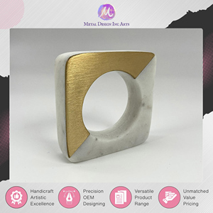 Offre Spéciale sur un Ensemble de 4 Anneaux de Serviette Carrés en Marbre et Laiton Faits Main de Qualité Supérieure pour Tables à Manger Modernes au Meilleur Prix - Product Image 4