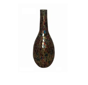 Florero de Aluminio Premium con Forma Refinada para Aplicaciones Decorativas Modernas en Interiores - Product Image 2