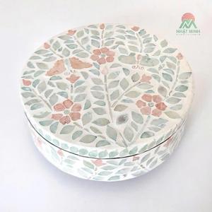 Boîte à gâteau ronde incrustée de nacre avec base rotative - Product Image 2