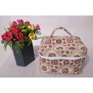 Grande trousse de maquillage en coton matelassé faite à la main, imprimé floral, avec fermeture éclair, organiseur de cosmétiques portable pour les voyages - Product Image 2