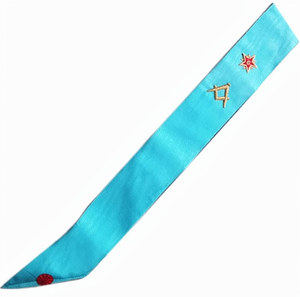 Master Sash French Groussier Rite - Écusson brodé main avec compas, étoile et motif moiré, broderie au fil doré - Product Image 6