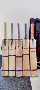 Bate de Tenis y Cricket de Madera de Kashmir de Primera Calidad y Alto Rendimiento, Mango Largo, Ligero, Tamaño Estándar de 35 Pulgadas, Duradero y Moderno - Product Image 6