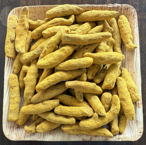 Cachos de cúrcuma secos enteros para procesamiento de alimentos, mercados de hierbas y especias, suministrados a granel a importadores y mayoristas en todo el mundo. - Product Image 2