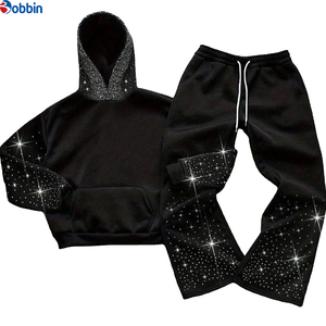 Ensemble de survêtement tendance avec logo personnalisé et strass pour homme, style streetwear, sweat à capuche et pantalon de jogging, tenue deux pièces en strass OEM - Product Image 2