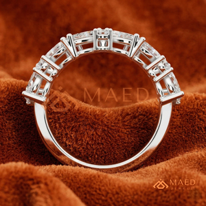 Anillo de Tiara Apilable de Plata 925 con Diamantes Marquise y Moissanita, Banda Curva de Aniversario con Diamantes Cultivados en Laboratorio para Mujer - Product Image 4