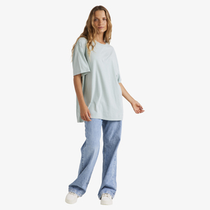 Camiseta Oversize de Cuello Redondo para Mujer al por Mayor, Poliéster/Algodón, Estilo Holgado, Streetwear Casual, Lisa, con Logotipo Personalizado, Fabricación OEM - Product Image 3