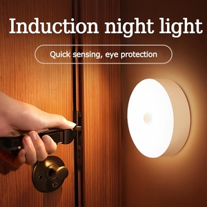 <span class=keywords><strong>Lampe</strong></span> <span class=keywords><strong>LED</strong></span> magnétique à détecteur de mouvement <span class=keywords><strong>pour</strong></span> <span class=keywords><strong>dressing</strong></span>, armoire et magasin de vêtements - Product Image 4