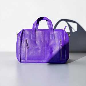 Bolso Maletín Morado de Moda para Mujer con Panel de Piel Vacuna y Bolsillos Grabados, Bolso Suave Multifuncional para Uso Diario - Product Image 3