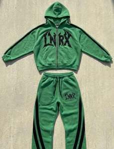 Conjunto de Sudadera con Capucha y Cremallera Completa de Estilo Urbano, Personalizado y de Talla Grande, con Diseño Gráfico Atrevido y Detalle de Panel Lateral en Contraste, Ajuste Relajado - Product Image 1