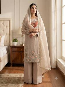Ensemble en satin de soie tissé, dentelle fantaisie à motifs de pièces de monnaie, broderie lourde, réversible, extensible, infroissable, séchage rapide, style indien pakistanais - Product Image 2