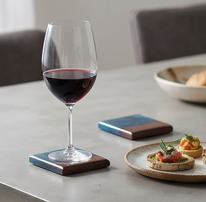 Posavasos cuadrados de resina azul y madera de nogal de lujo, modernos, antideslizantes, para mesa de comedor y cocina. - Product Image 5